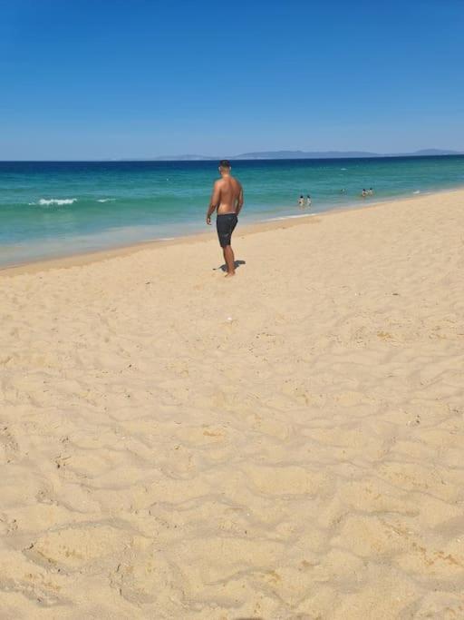 "Linda'S Guest House" Beach House With Private Patio & Hot Tub, 3 Min From The Beach Costa de Caparica Zewnętrze zdjęcie